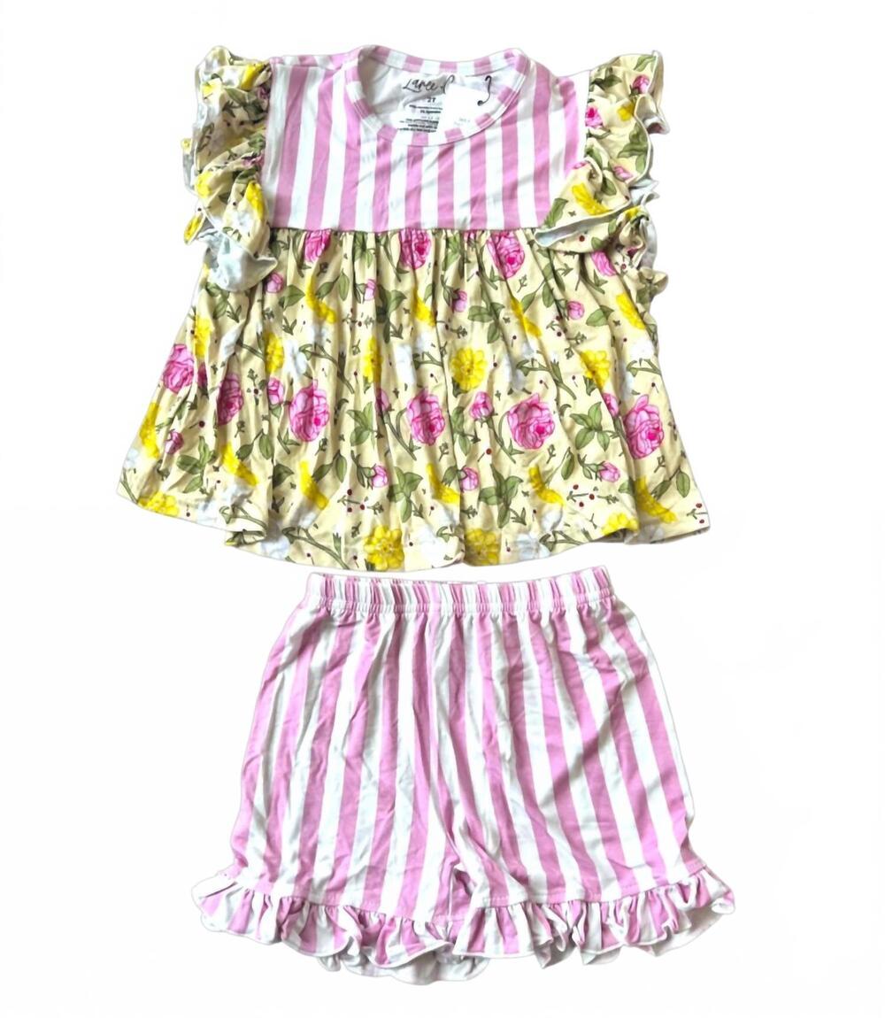 NEW LAREE + CO. girl's emma floral bamboo flutter sleeve tunic and short set in